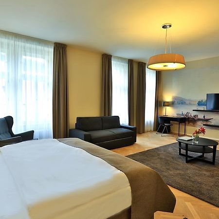 James Hotel & Apartments Prague Luaran gambar