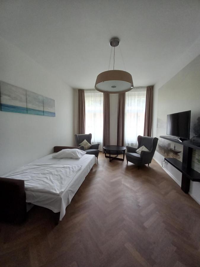 James Hotel & Apartments Prague Luaran gambar