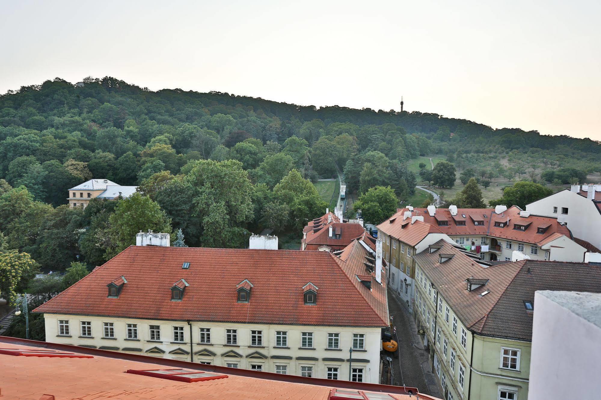 James Hotel & Apartments Prague Luaran gambar