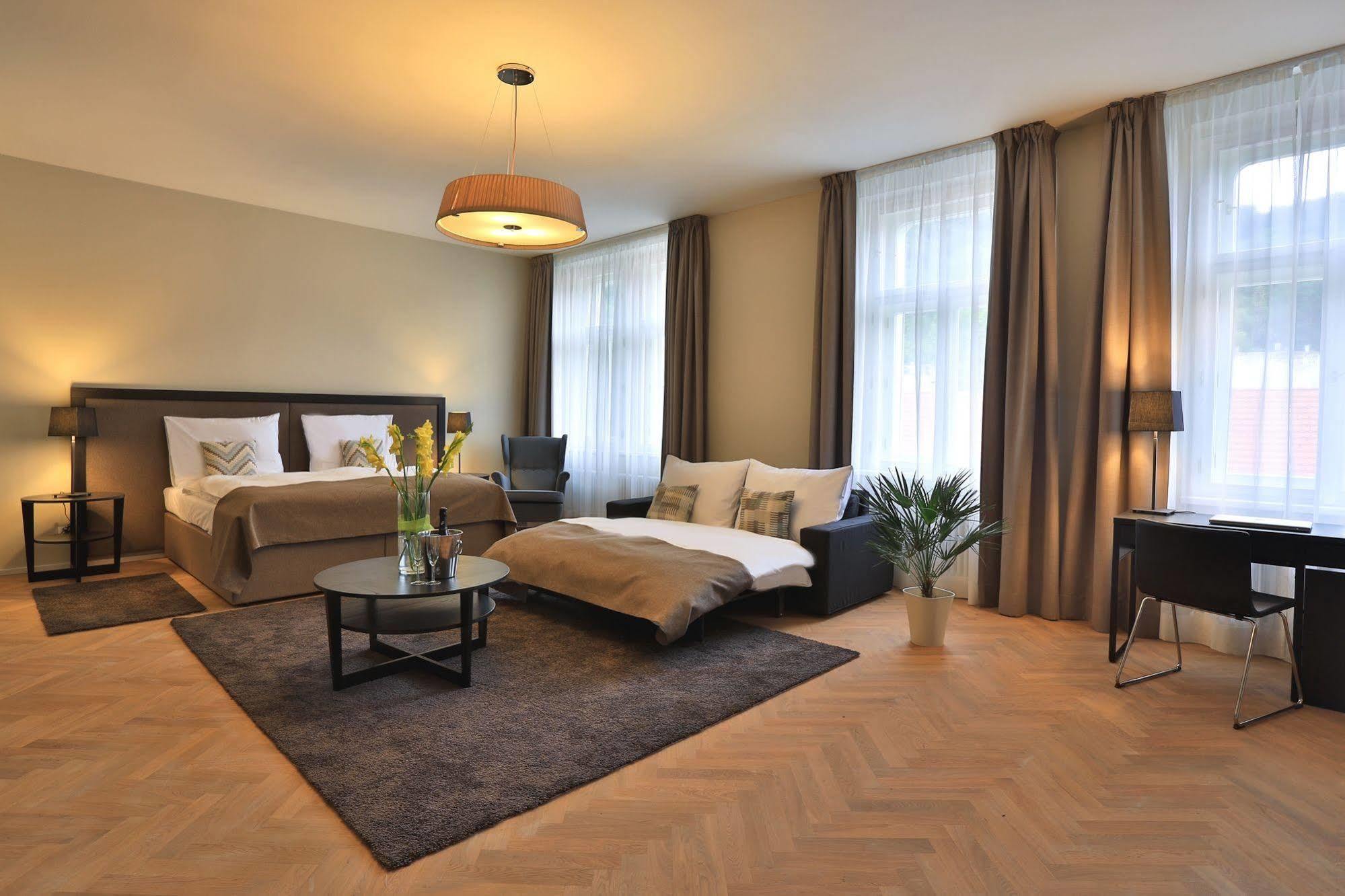 James Hotel & Apartments Prague Luaran gambar