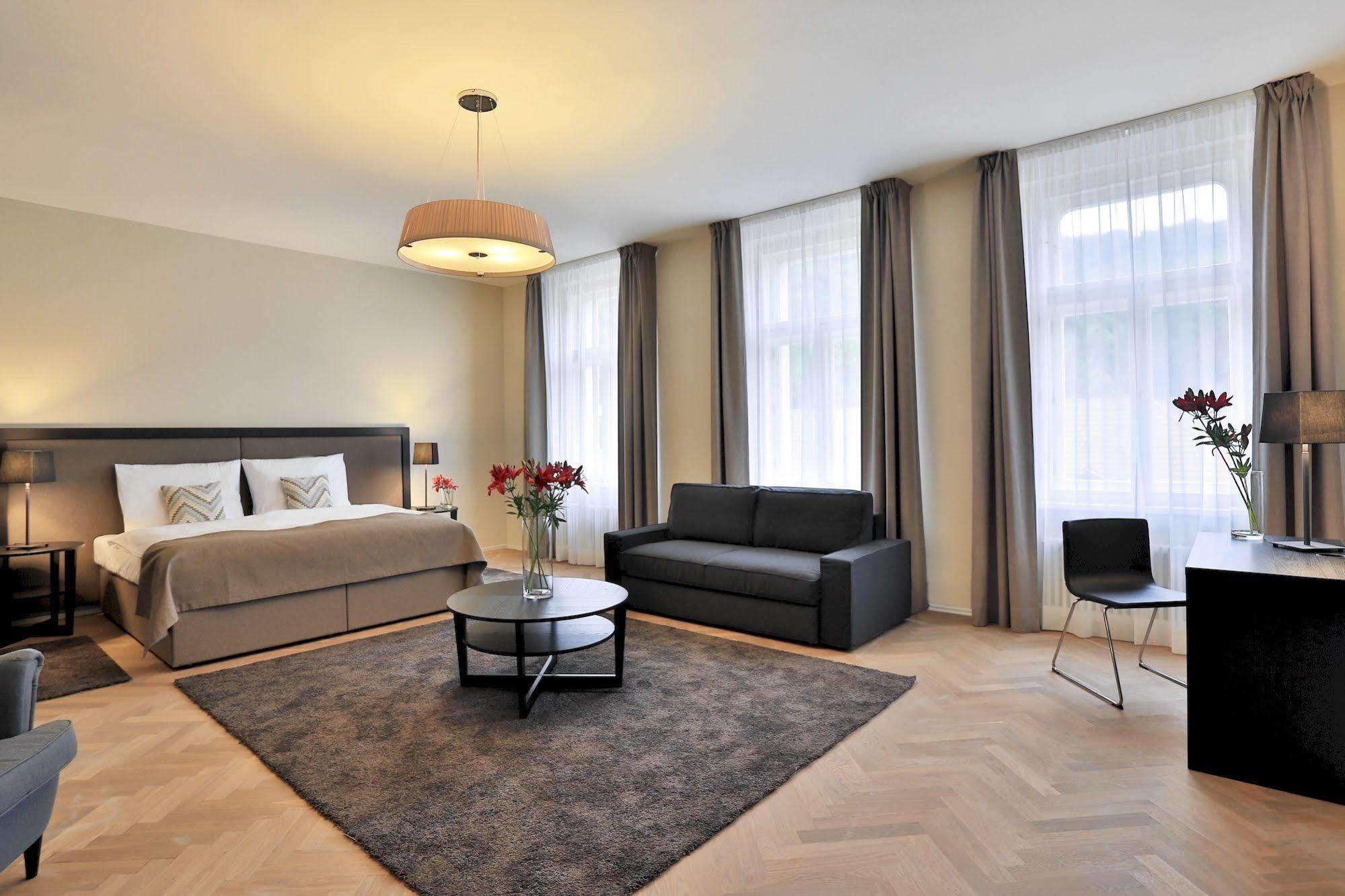 James Hotel & Apartments Prague Luaran gambar