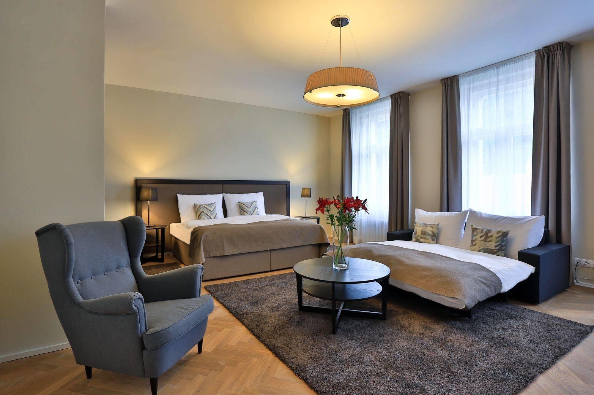 James Hotel & Apartments Prague Luaran gambar